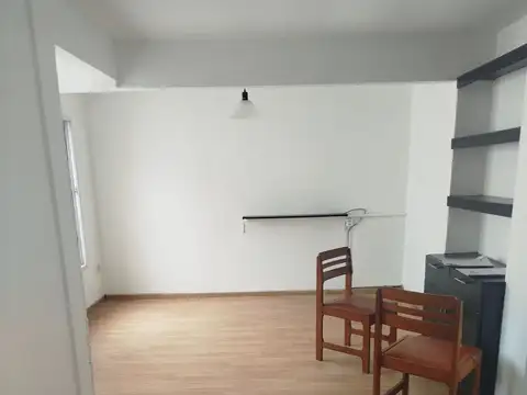 Depto Tipo Casa 2 ambientes con 1 baño