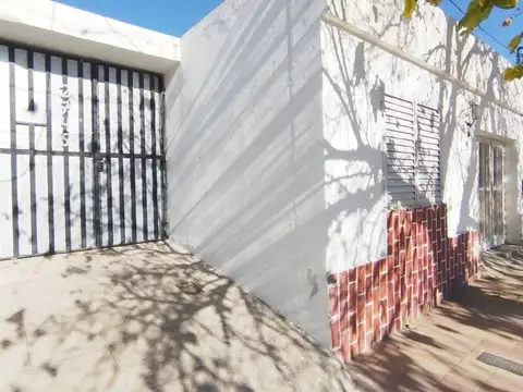 Departamento en Alquiler en Alto Alberdi, USD 420.000