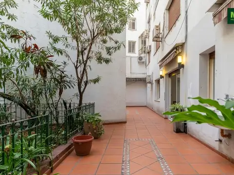 3 ambientes - Semipiso Recoleta - Jardín Patio - Venta