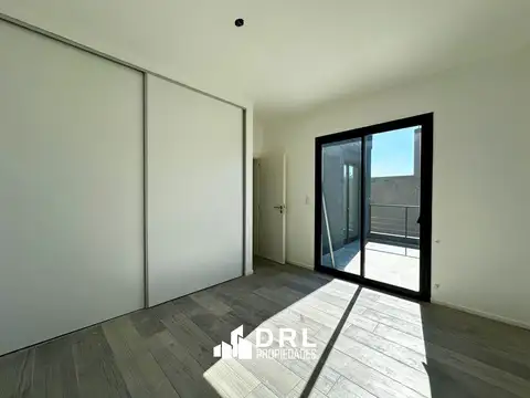 Casa 6 ambientes con 3 baños