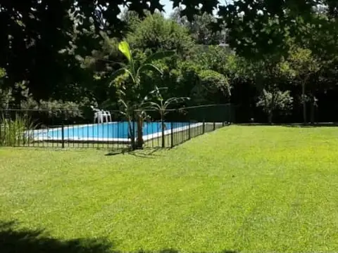 Robles del Monarca El OmbU 2200