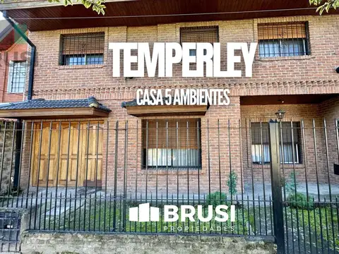 CASA EN VENTA EN TEMPERLEY - 5 AMBIENTES - PARQUE
