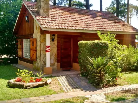 Quinta en Venta con 1 cochera
