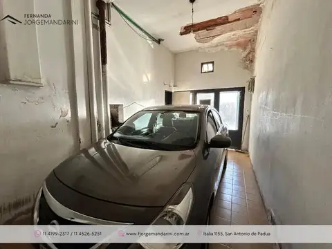 Casa 2 ambientes con 2 baños