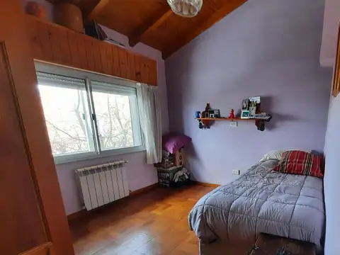 Casa en Alquiler con 1 cochera
