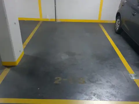 COCHERAS FIJAS Y CUBIERTAS EN ESTACIONAMIENTO PRIVADO UBICADAS EN EL SEGUNDO SUBSUELO, OPORTUNIDAD DE VENTA EN BLOCK