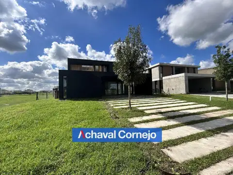 Casa en Venta en Puertos - Barrio Costas, USD 780.000
