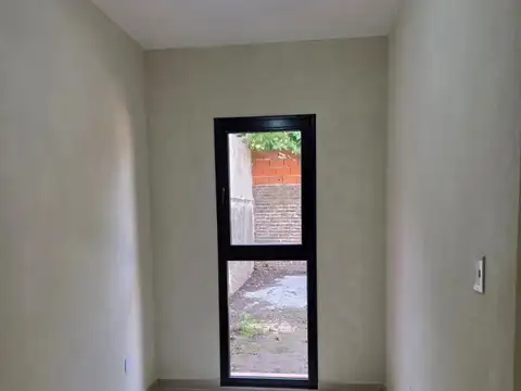VENTA – ¡CASA 4 AMBIENTES A ESTRENAR! – SAN ISIDRO