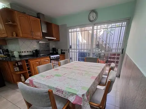 Depto Tipo Casa en Venta 15 años