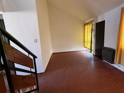 Casa en Alquiler de 3 dormitorios
