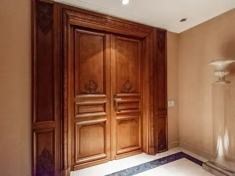 Av. Figueroa Alcorta  al 3000