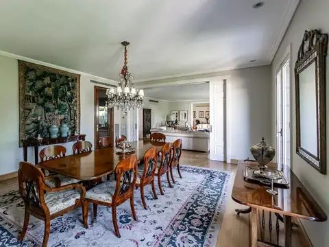 Departamento en Venta con 3 cocheras