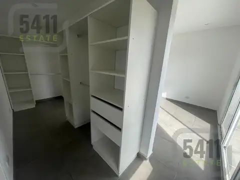 Venta / Alquiler amoblado Casa 5 ambientes en Santa Juana en Canning