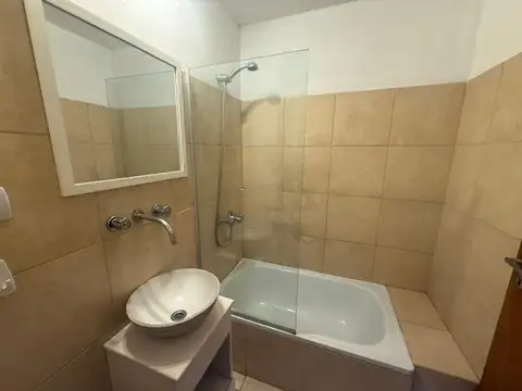 Avenida Bartolomé Mitre 2800 , Piso 3
