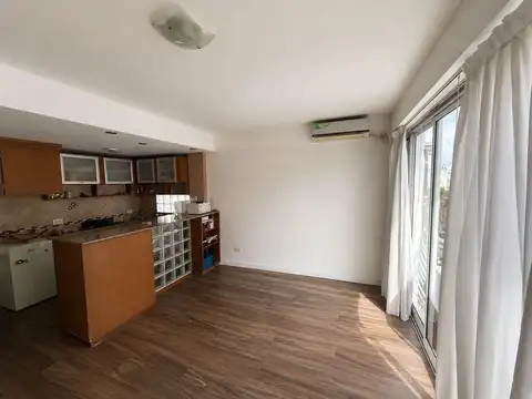 Departamento en Alquiler con 1 cocheras