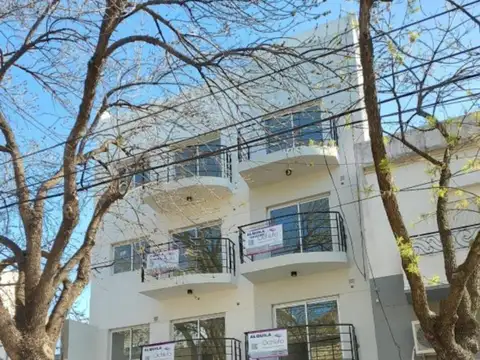 Depto.  2 ambientes  c/cochera  Alquiler Villa Urquiza