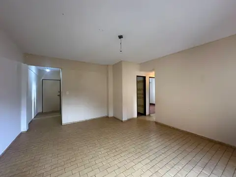 Departamento en Alquiler en Valentín Alsina, $ 600.000