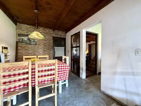 Casa 4 ambientes con 1 baño
