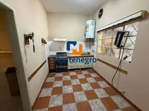 Depto Tipo Casa en Venta 50 años