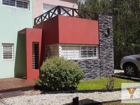 32 e/ Pinamar y Necochea