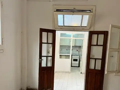 Oficina 2 ambientes con 1 baño