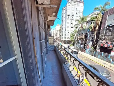 Departamento en Venta con 99 cocheras