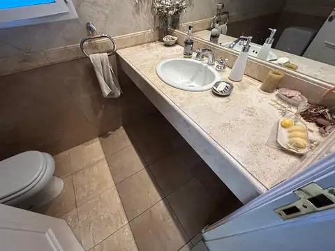 Casa en Venta en Mendoza, USD 470.000