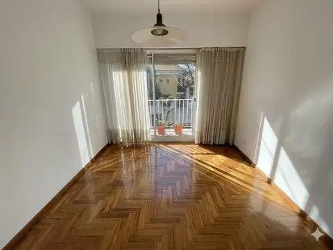 PH 4 Ambientes con Terraza Propia y Balcón en Venta en Monte Castro