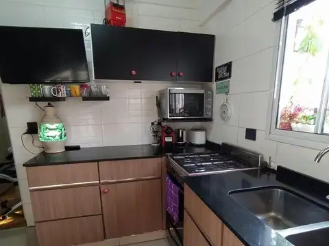 Departamento 4 ambientes con 1 baño