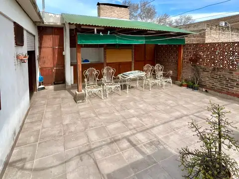 ALQUILER CASA PLANTA ALTA – MITRE Y 27 DE FEBRERO