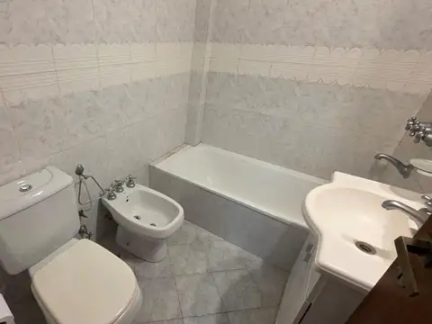 Venta Departamento Barrio Norte 3 Ambientes con balcon