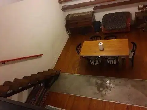 Depto Tipo Casa 2 ambientes con 1 baño