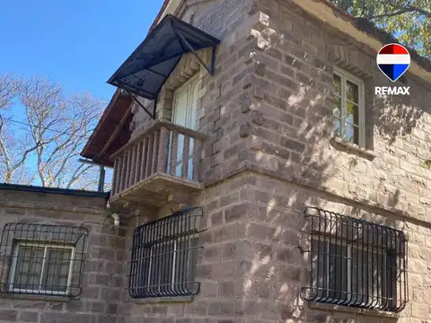 CASA VENTA SAN LORENZO  CON CABAÑA Y PILETA