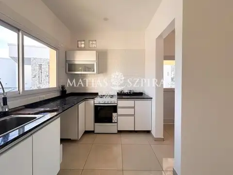 Casa en Venta 1 año