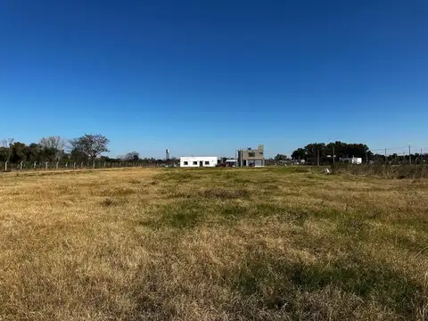 Terreno en Venta en Parque Exaltación, USD 31.000