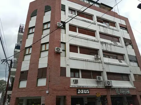 Dpto. 1 Dorm - Buenos Aires Al 200