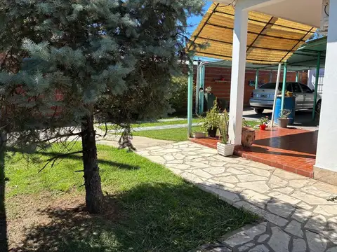 DOS CASAS LOTE PROPIO 321MTS IDEAL INVERSOR
