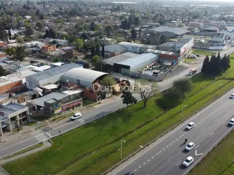 Local en Venta en Paso del Rey, USD 95.000