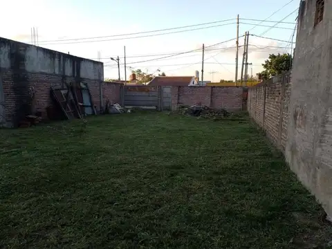 Estanislao de Campo 400