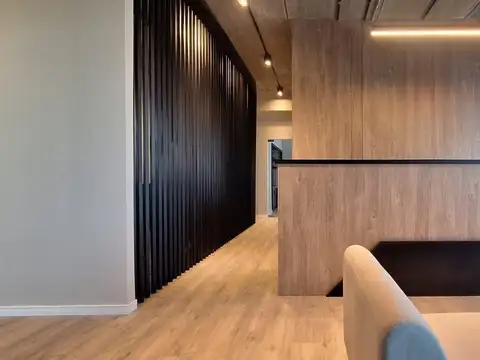 Oficina 3 ambientes con 5 baños