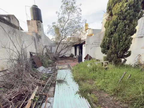 Venta de Terreno con Galpon en Ciudad Madero