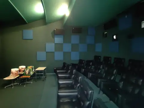 Edificio en Block - PB para Depósito con Oficinas