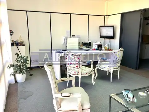 Ramón Castro 1800, Piso 1