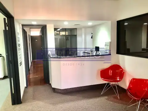 Oficina en Venta con 4 cocheras