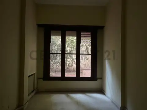 Oficina venta  Mar del Plata La Perla frente