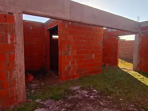 Casa en Venta en Puerto Gral San Martin, USD 27.000