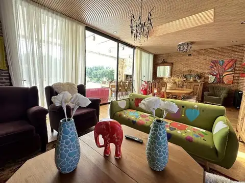 Jorge Newbery 4550, Mar Del Plata, Buenos Aires, Argentina.