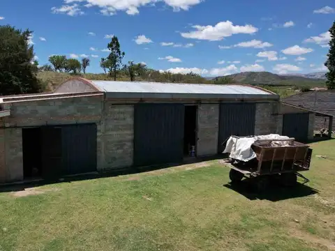 SE VENDE ESPECTACULAR CAMPO EN TRASLASIERRA