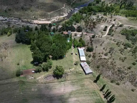 SE VENDE ESPECTACULAR CAMPO EN TRASLASIERRA