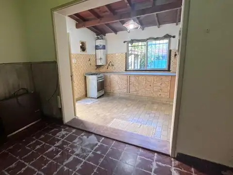 Casa 4 ambientes en venta en Berazategui